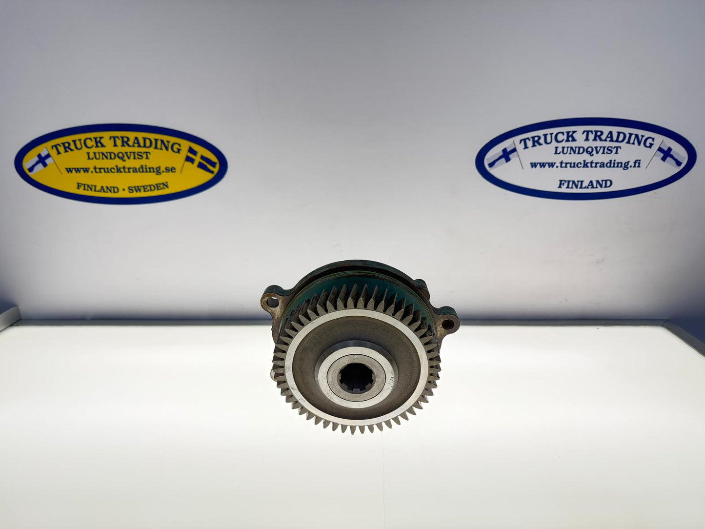 Volvo PTO Bearing Housing 20934027 21912752 23496052
