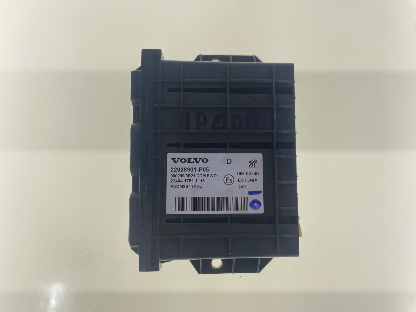 Volvo Door Control Unit 22038901