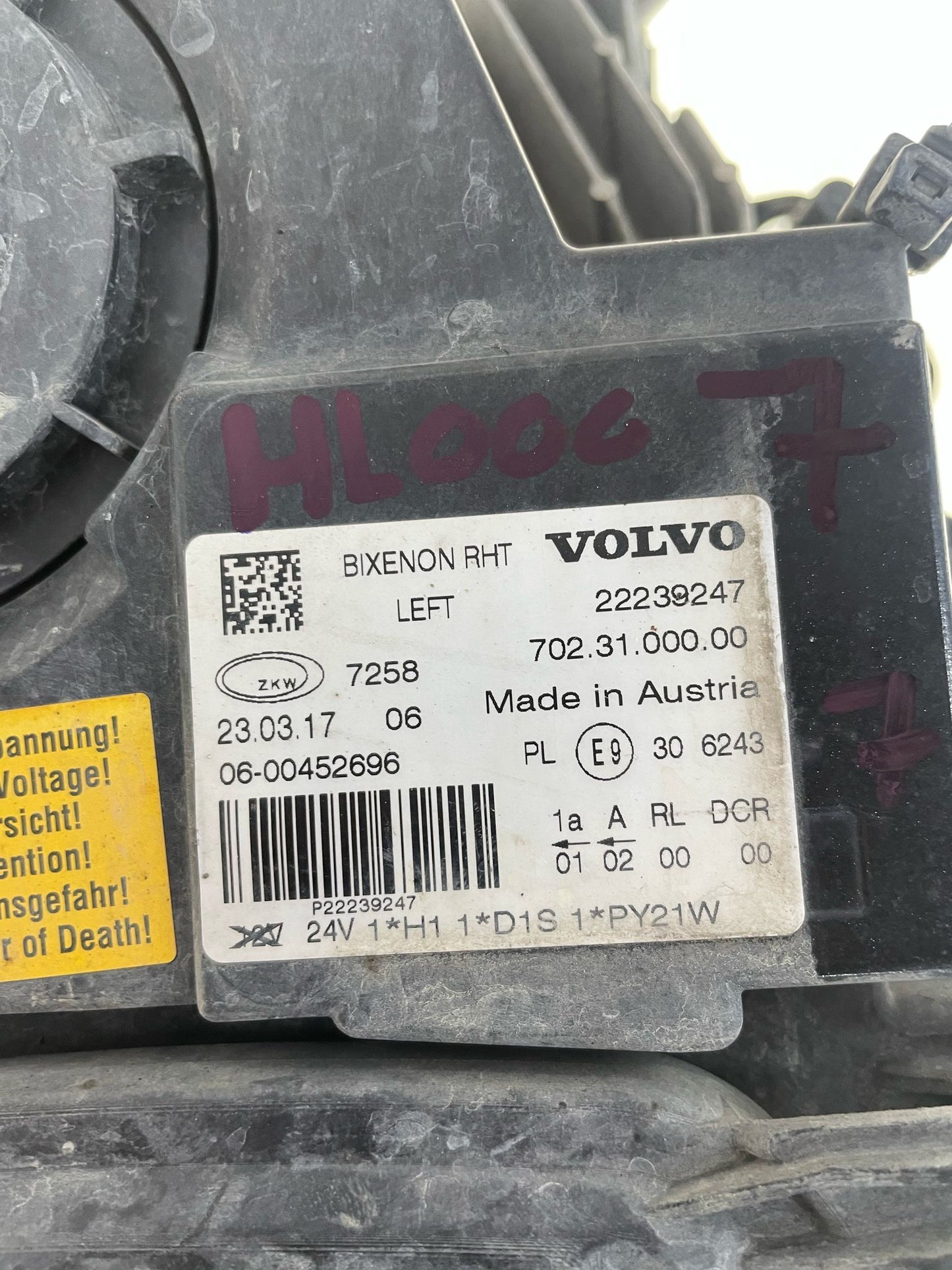 Volvo FH4 Left Headlight 22239247