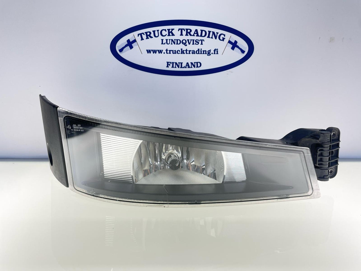Volvo FH4 Fog Light 22332596