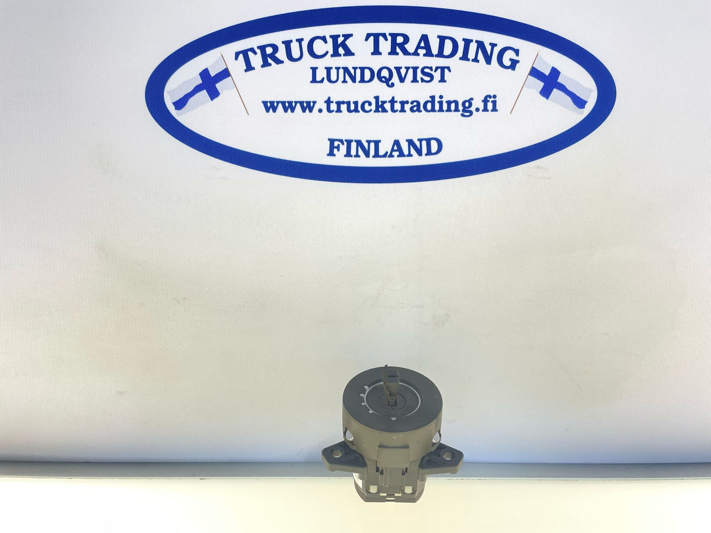 Volvo Start Key 22032484