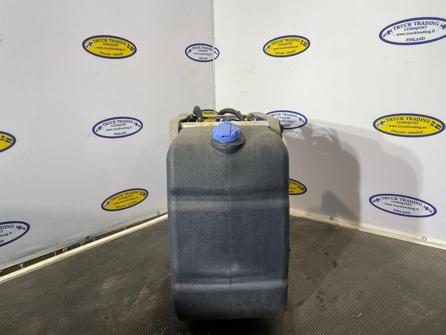 Volvo AdBlue Tank with Pump