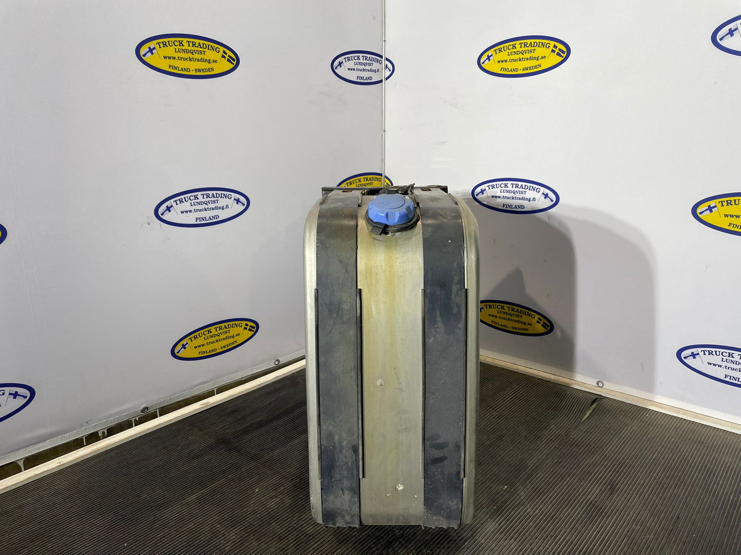 Volvo Adblue Tank