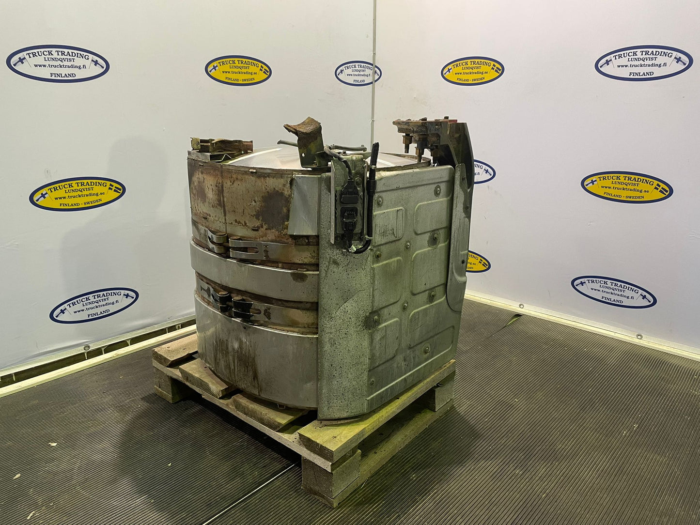 Volvo Silencer 20900166