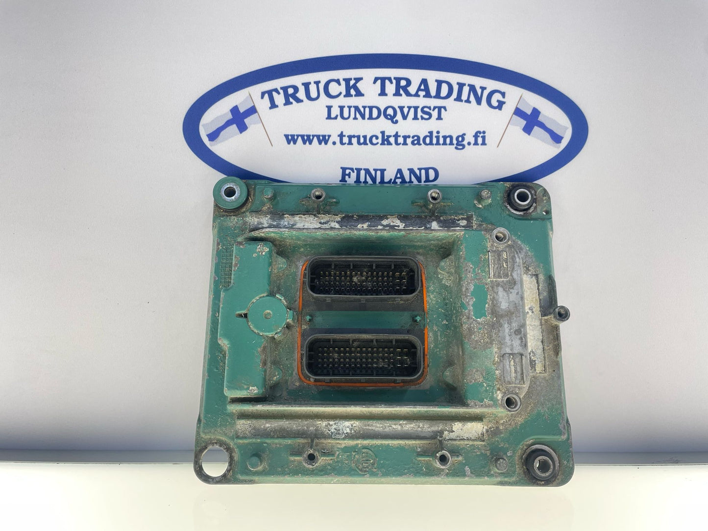 ENGINE ECU VOLVO 21364470