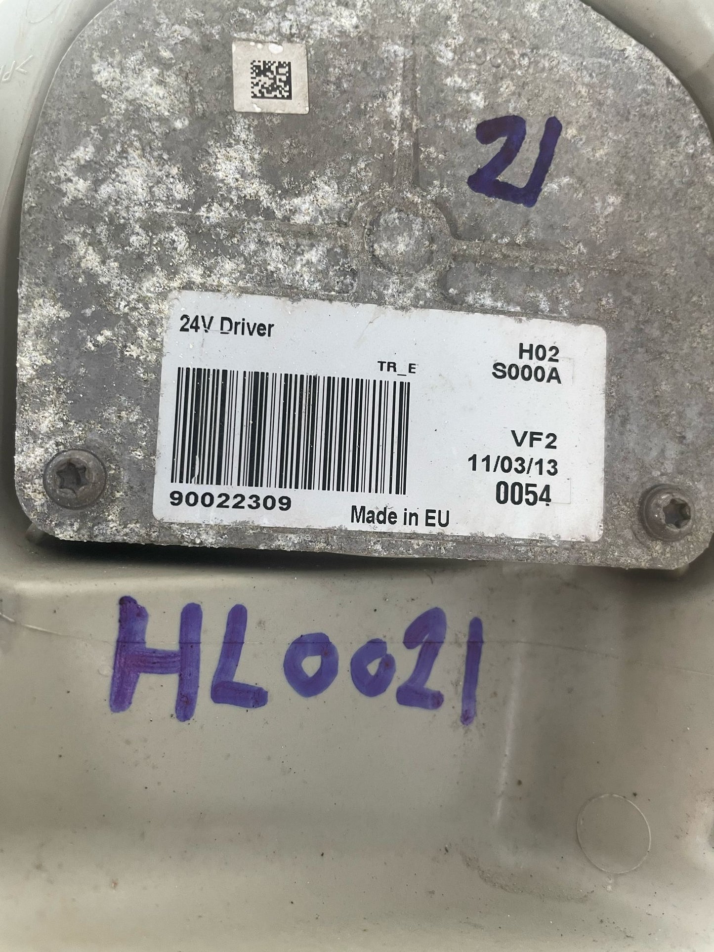 Volvo Headlight 82543889