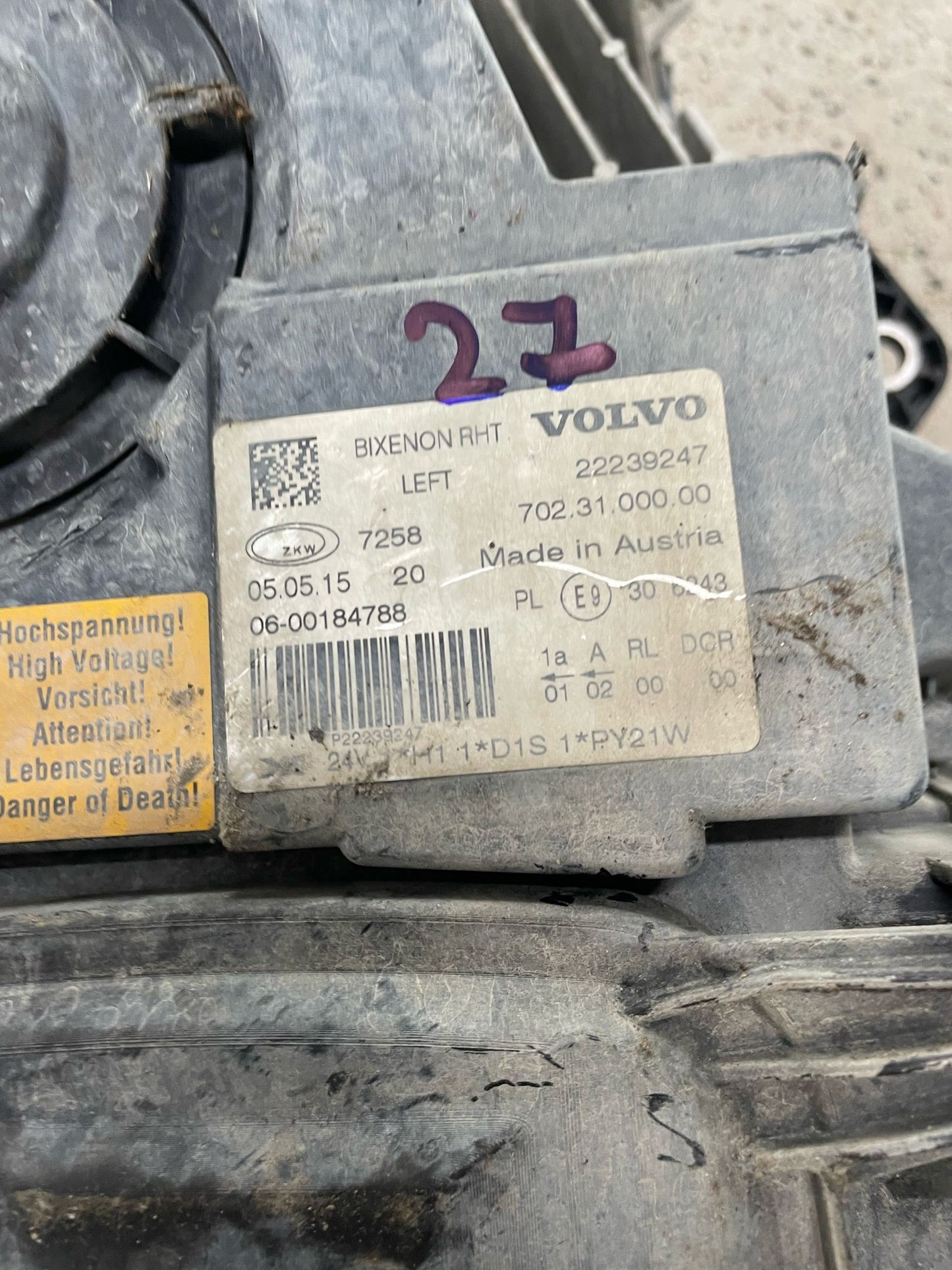 Volvo FH4 Left Headlight 22239247