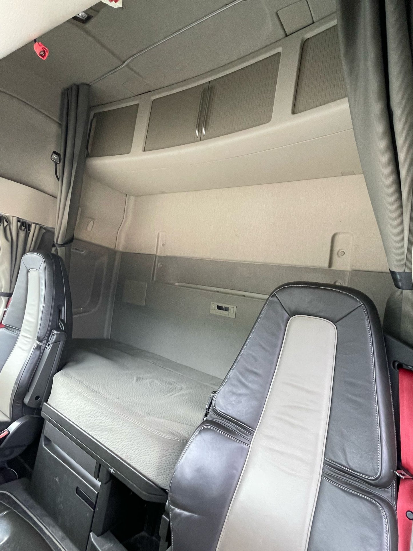 Volvo Cabin V5 2021
