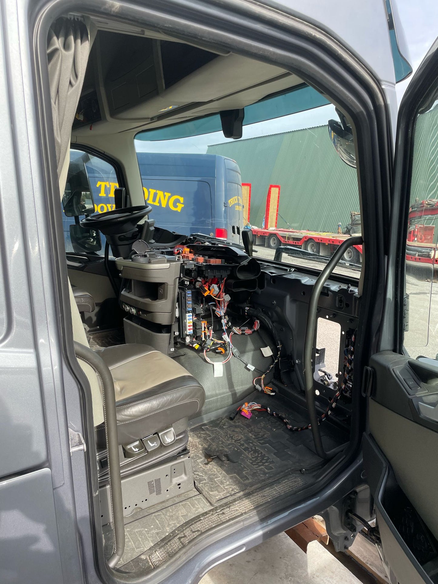 Volvo Cabin V5 2021