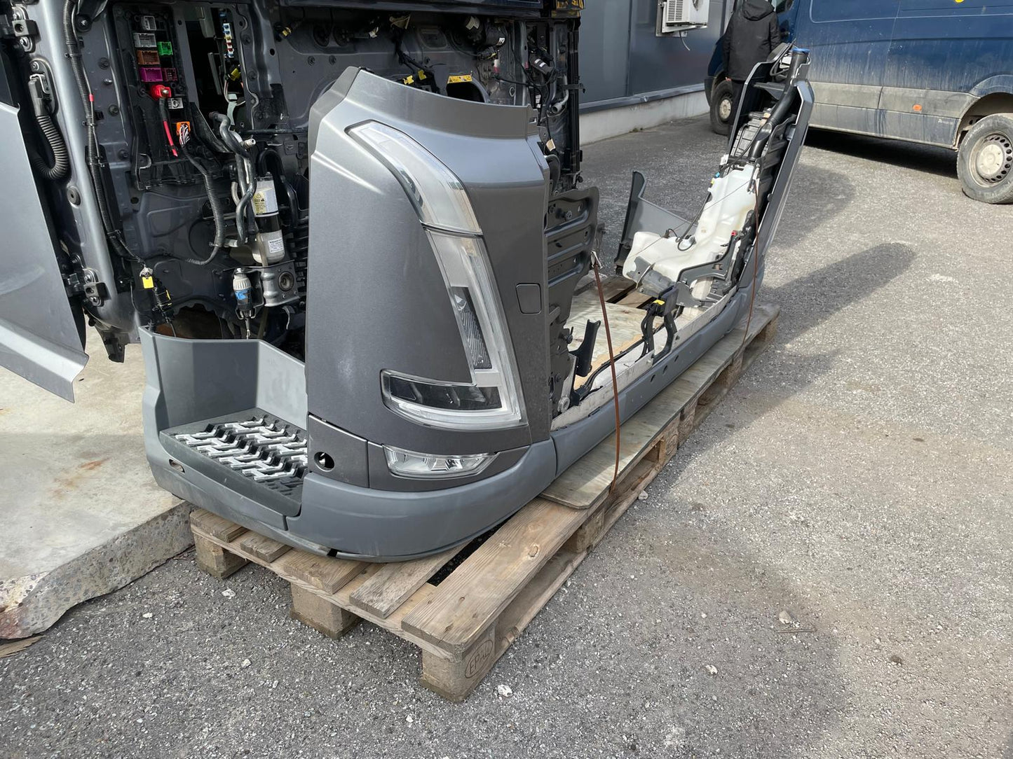 Volvo Bumper V5 2021