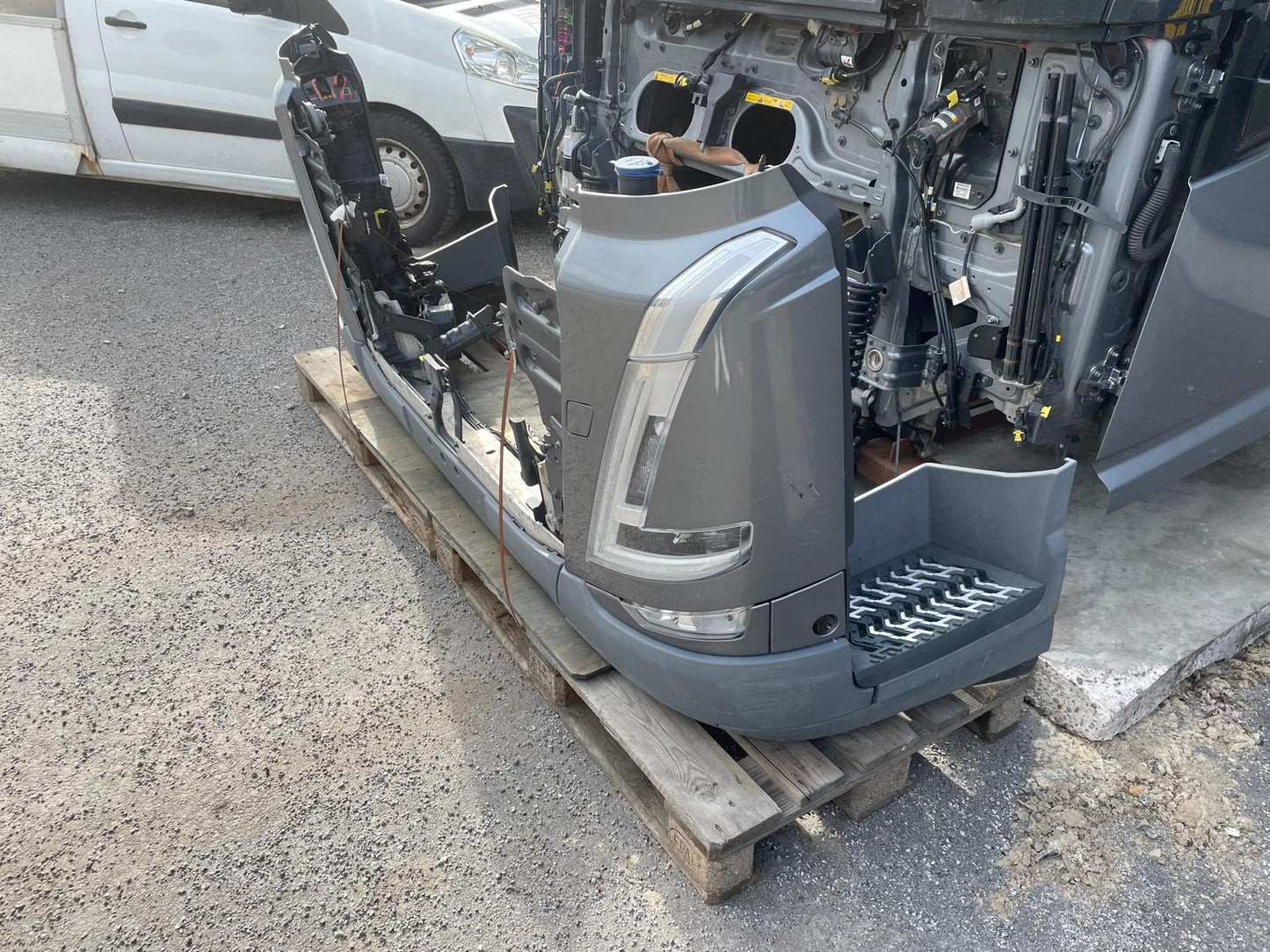 Volvo Bumper V5 2021