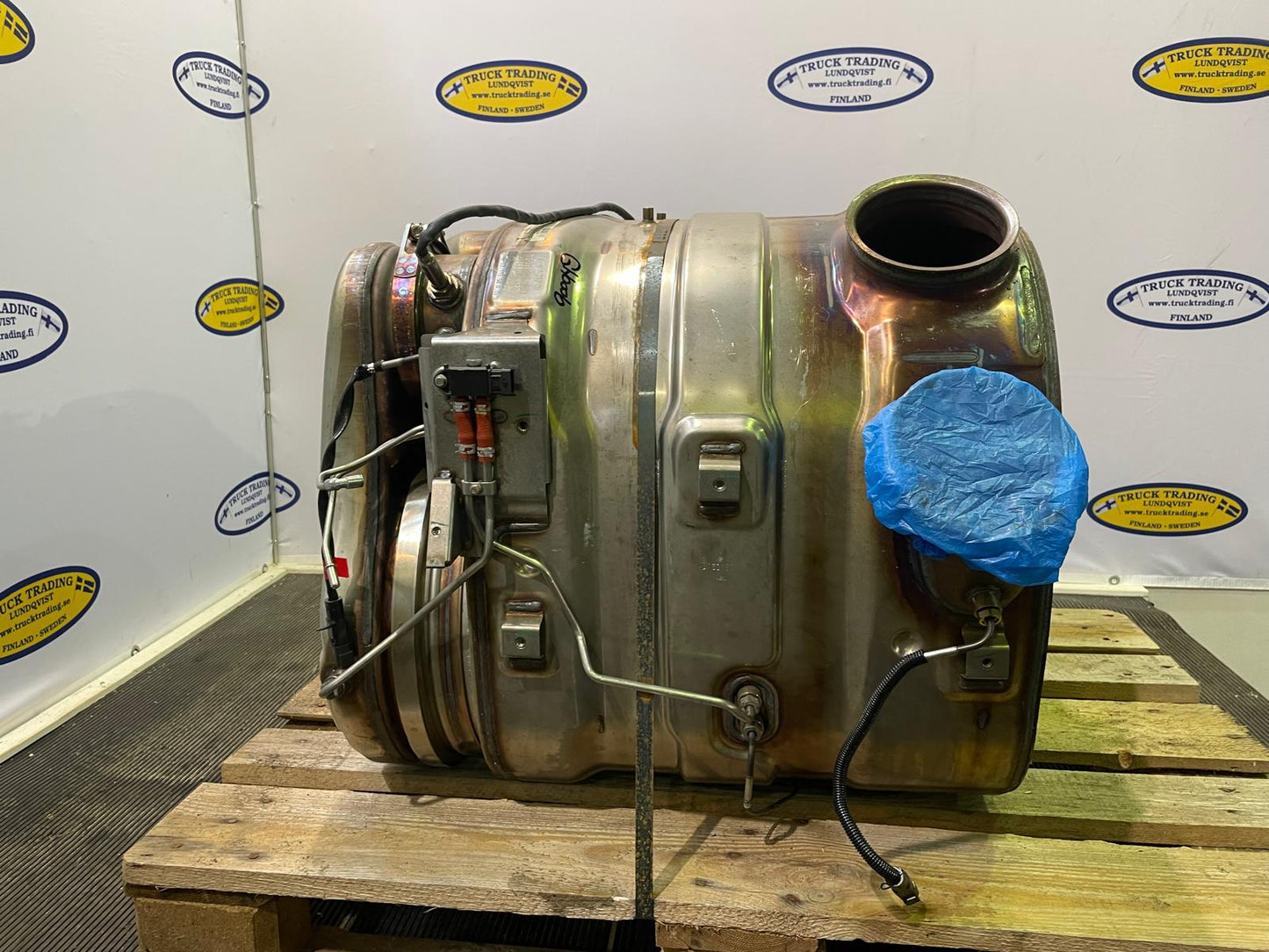 Volvo Silencer 23046485