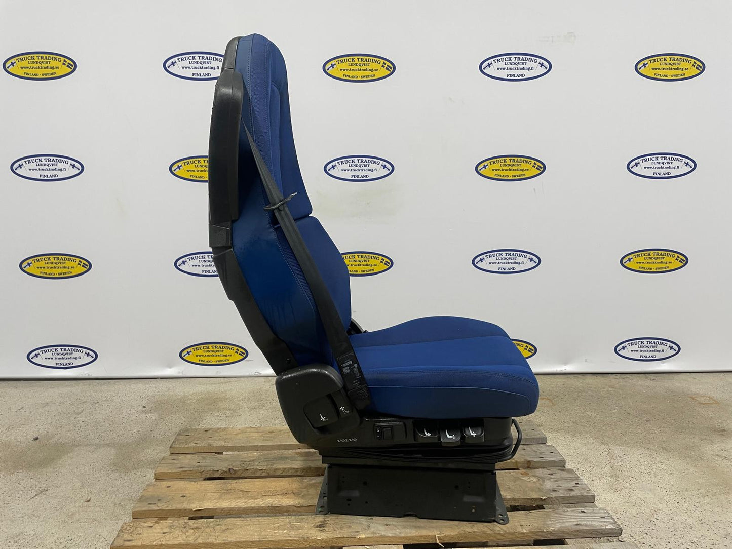 Volvo Passenger Ver5 Seat
