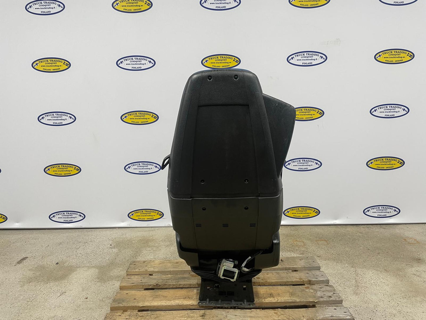 Volvo Passenger Ver5 Seat