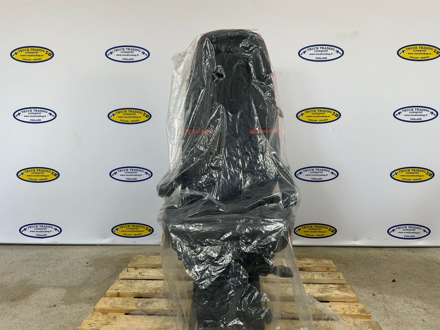 Volvo FH5 Passenger Seat