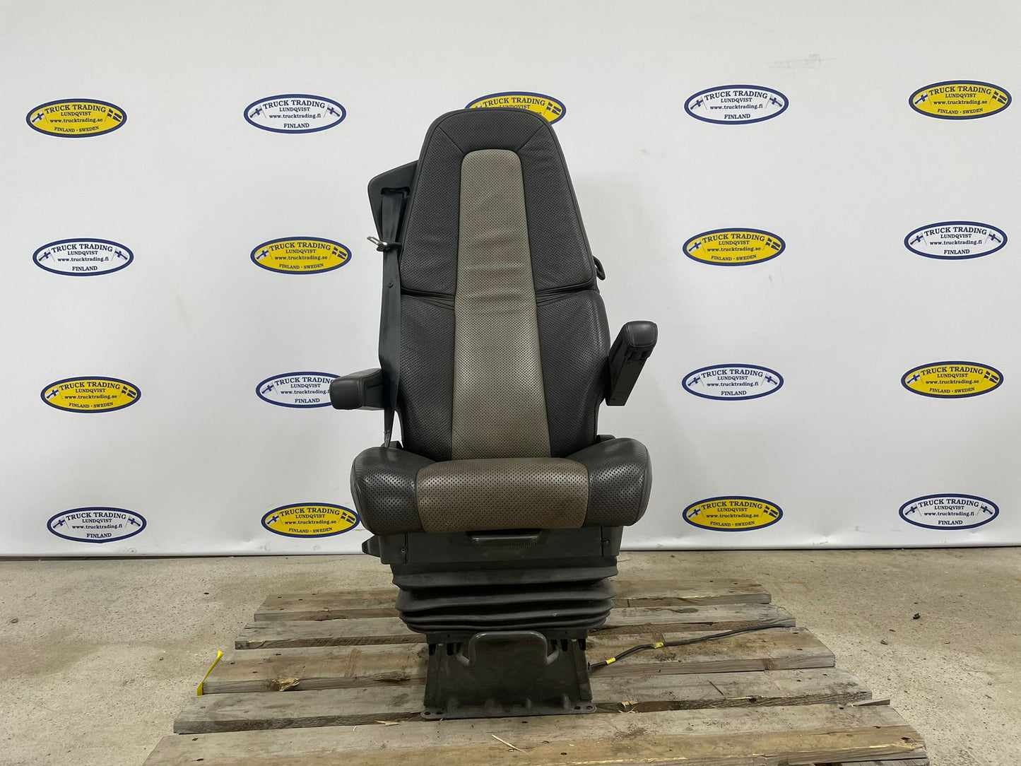 Volvo FH Passenger Seat