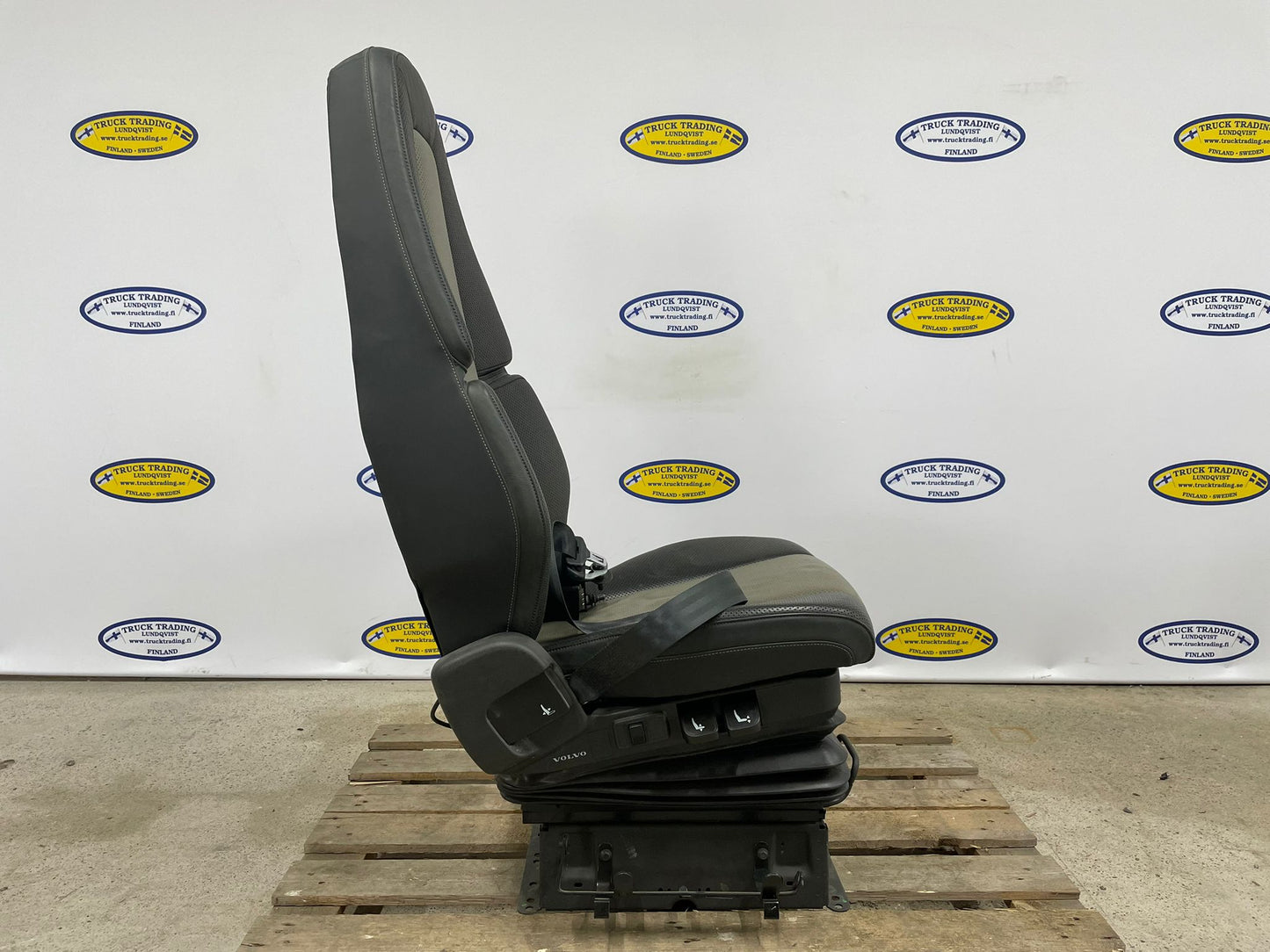 Volvo FH Passenger Seat