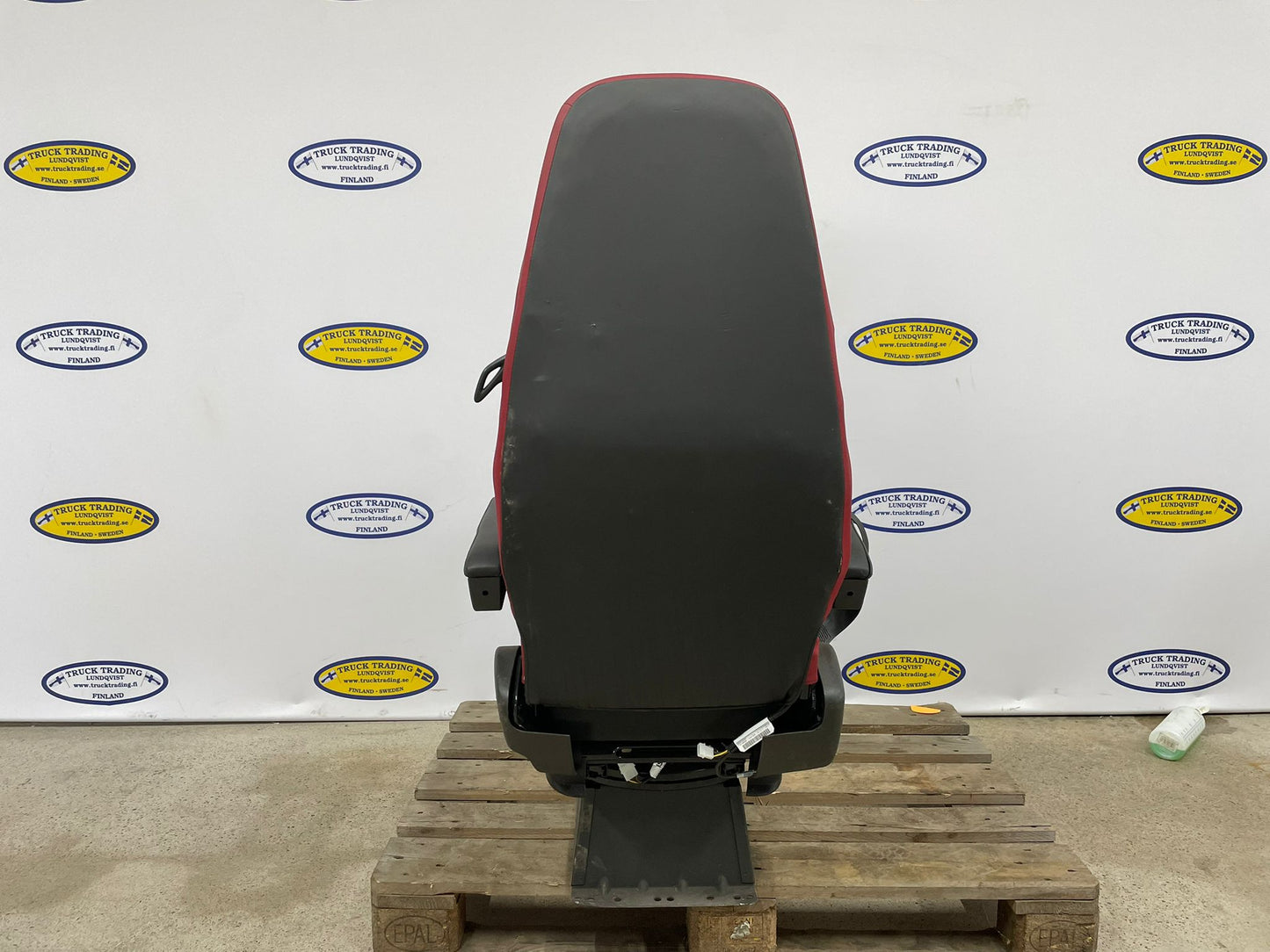 Volvo FH Turnable Passenger Seat