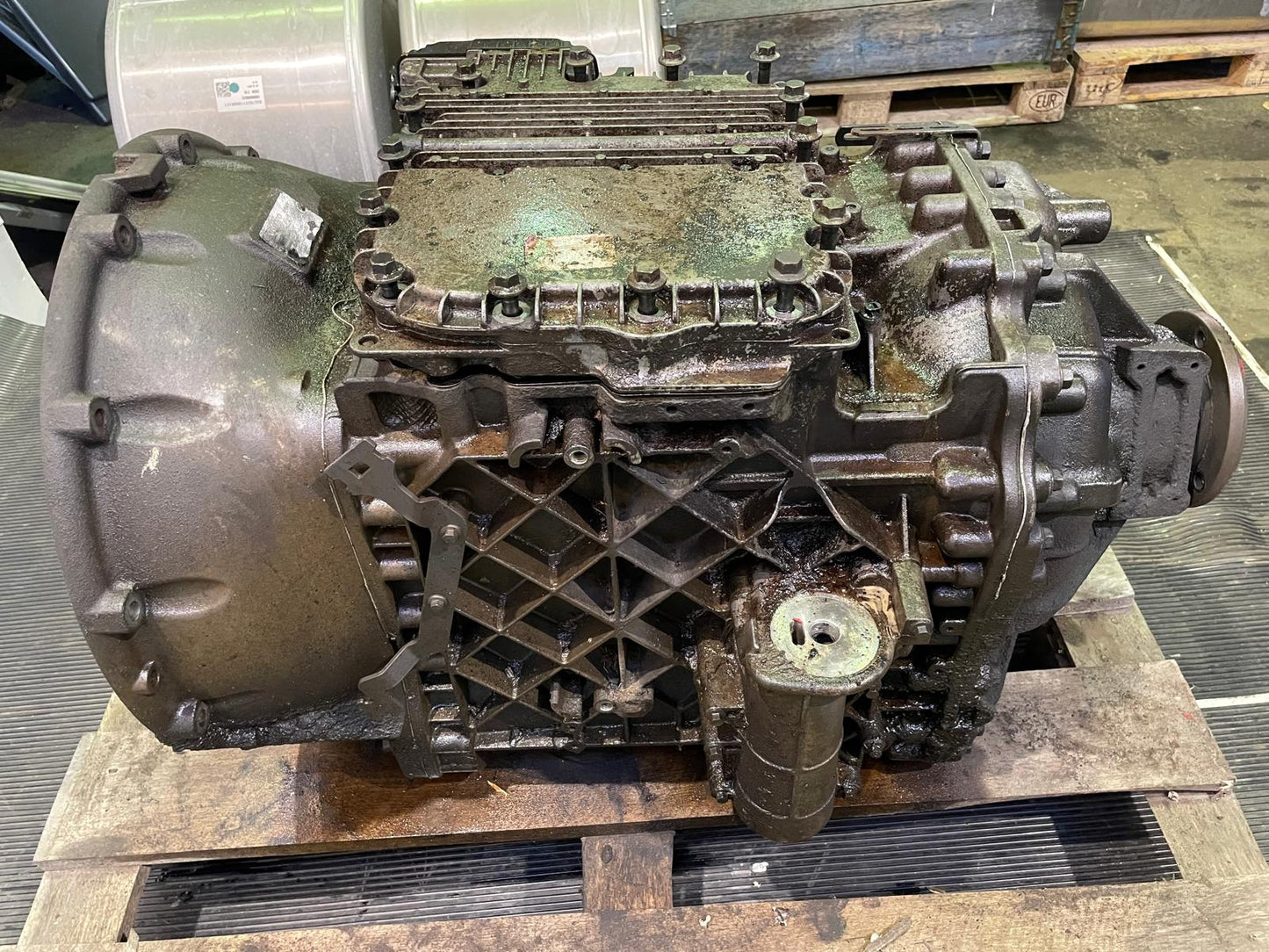 Volvo ATO3512E Gearbox