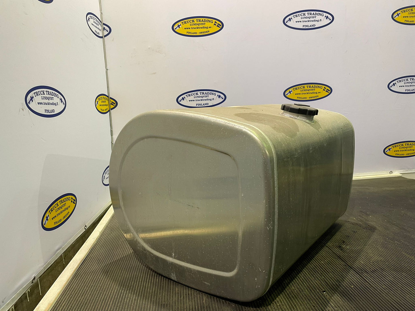 Volvo 255L Fuel Tank