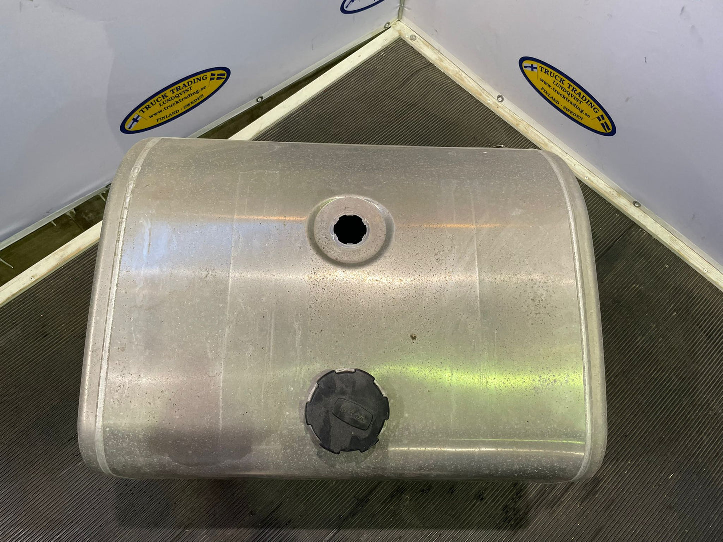 Volvo 255L Fuel Tank