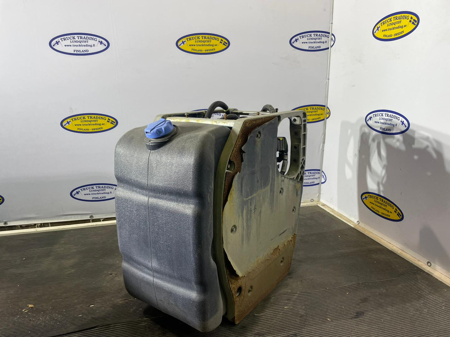 Volvo AdBlue Tank with Pump