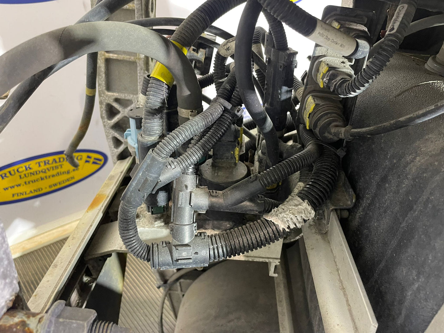 Volvo AdBlue Tank with Pump