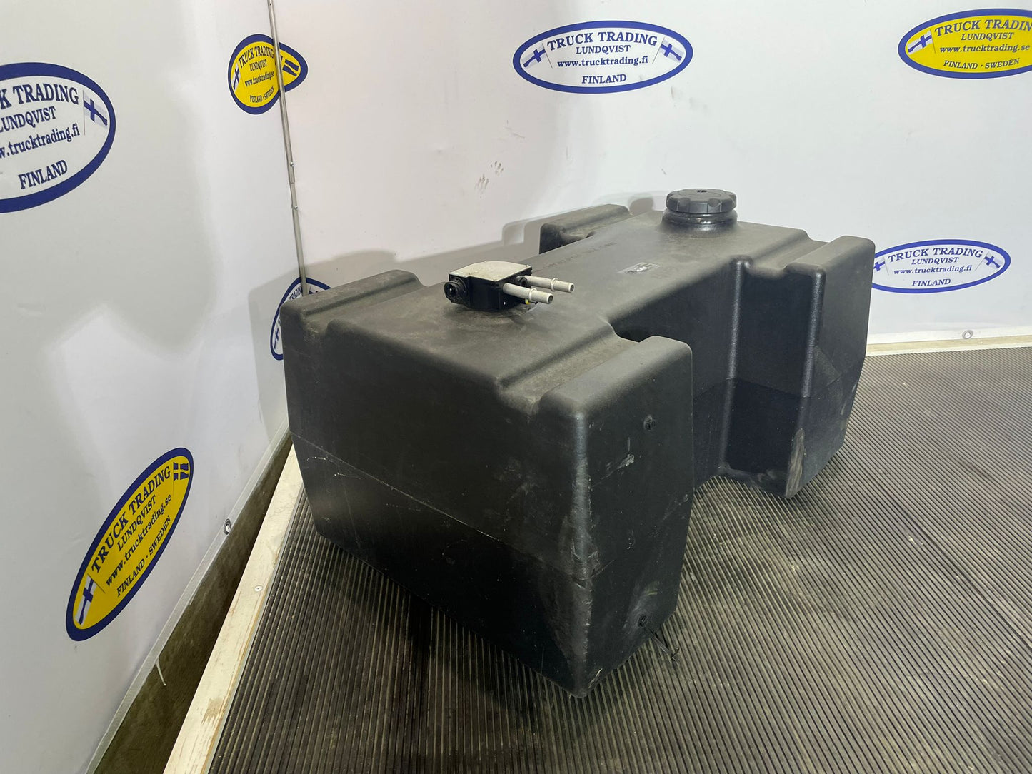 Volvo Fuel Tank 21375005 21526215