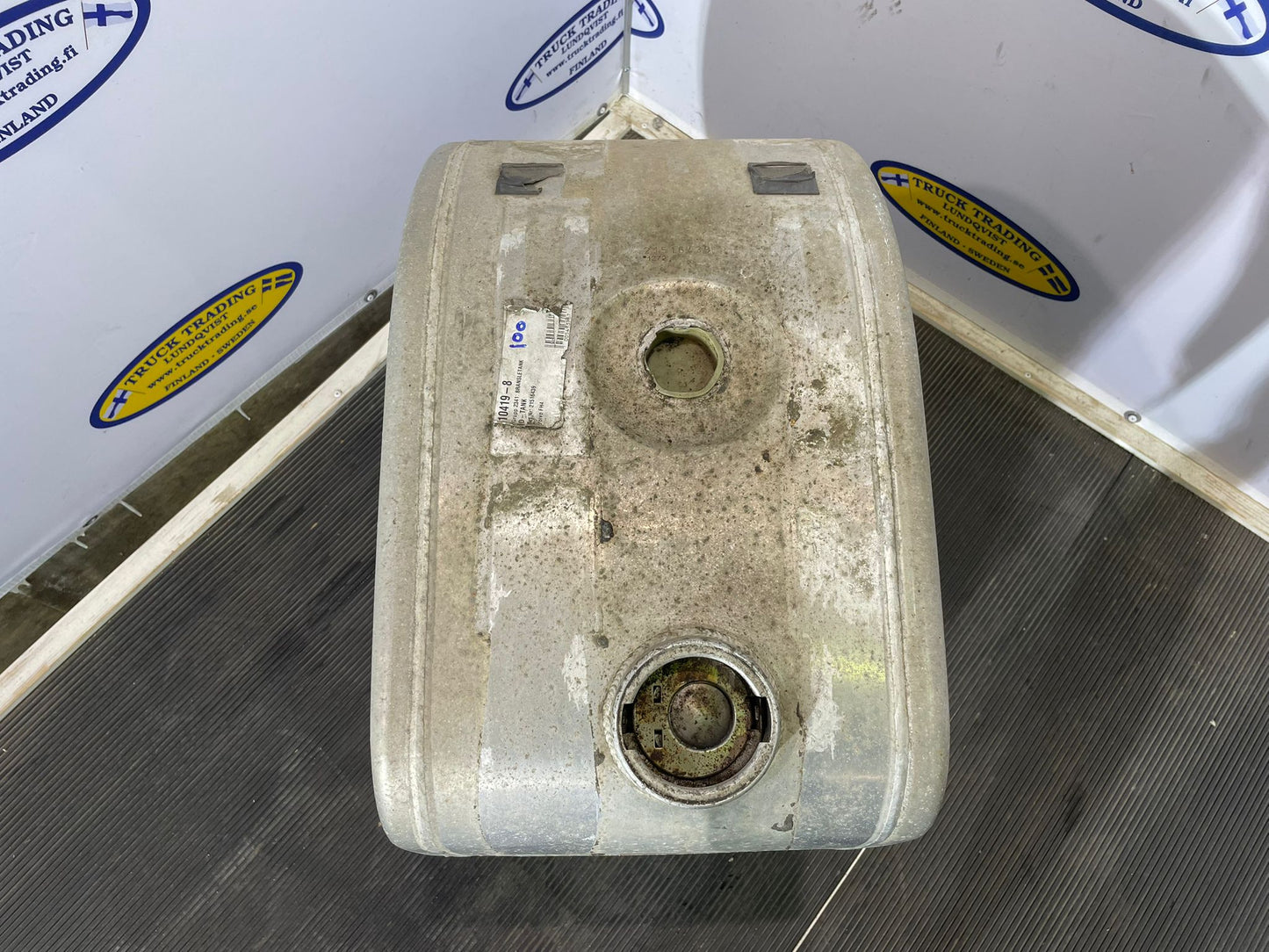 Volvo Fuel Tank 21516439