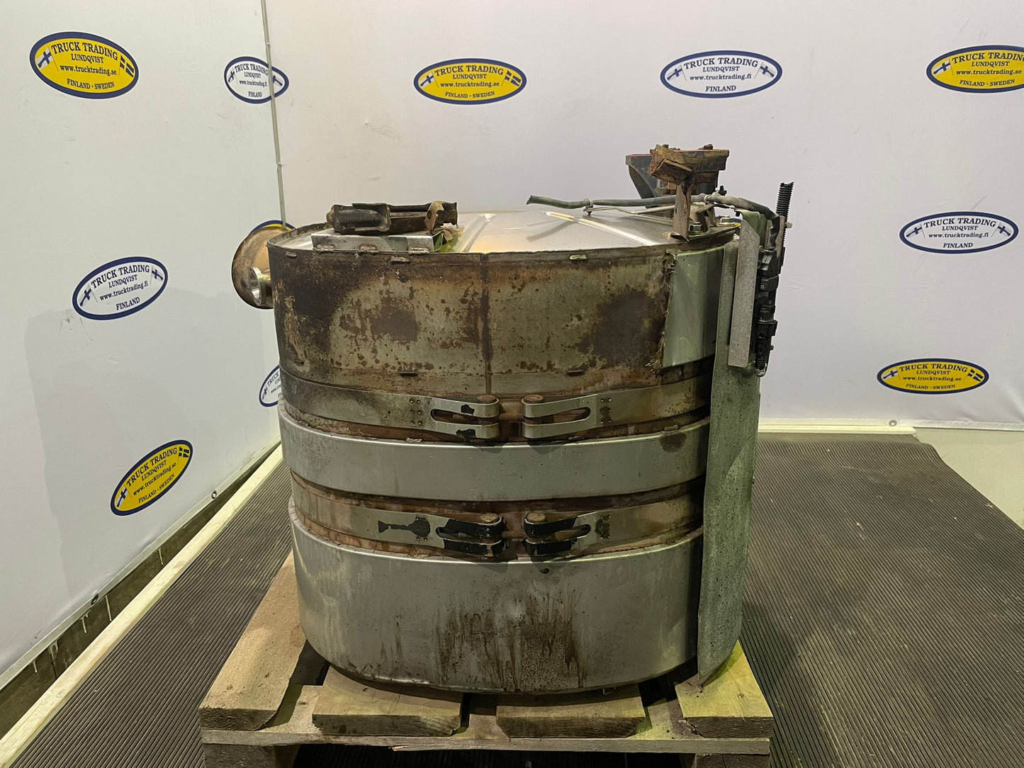 Volvo Silencer 20900166