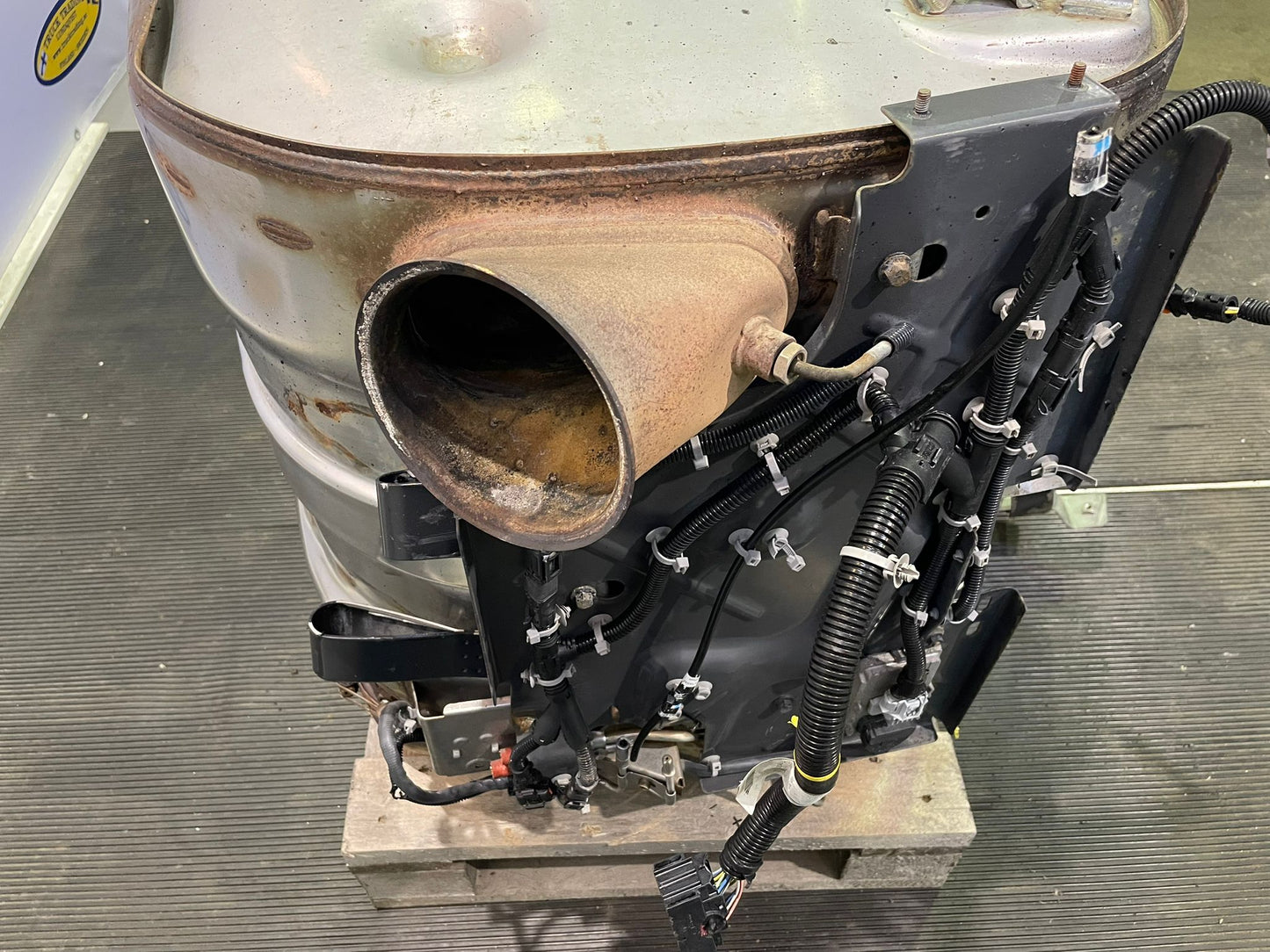Volvo Silencer 21364822 23094588