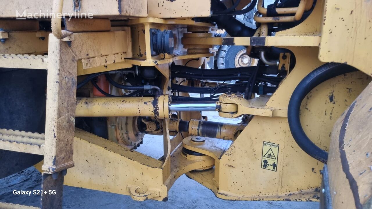 Volvo L220E wheel loader