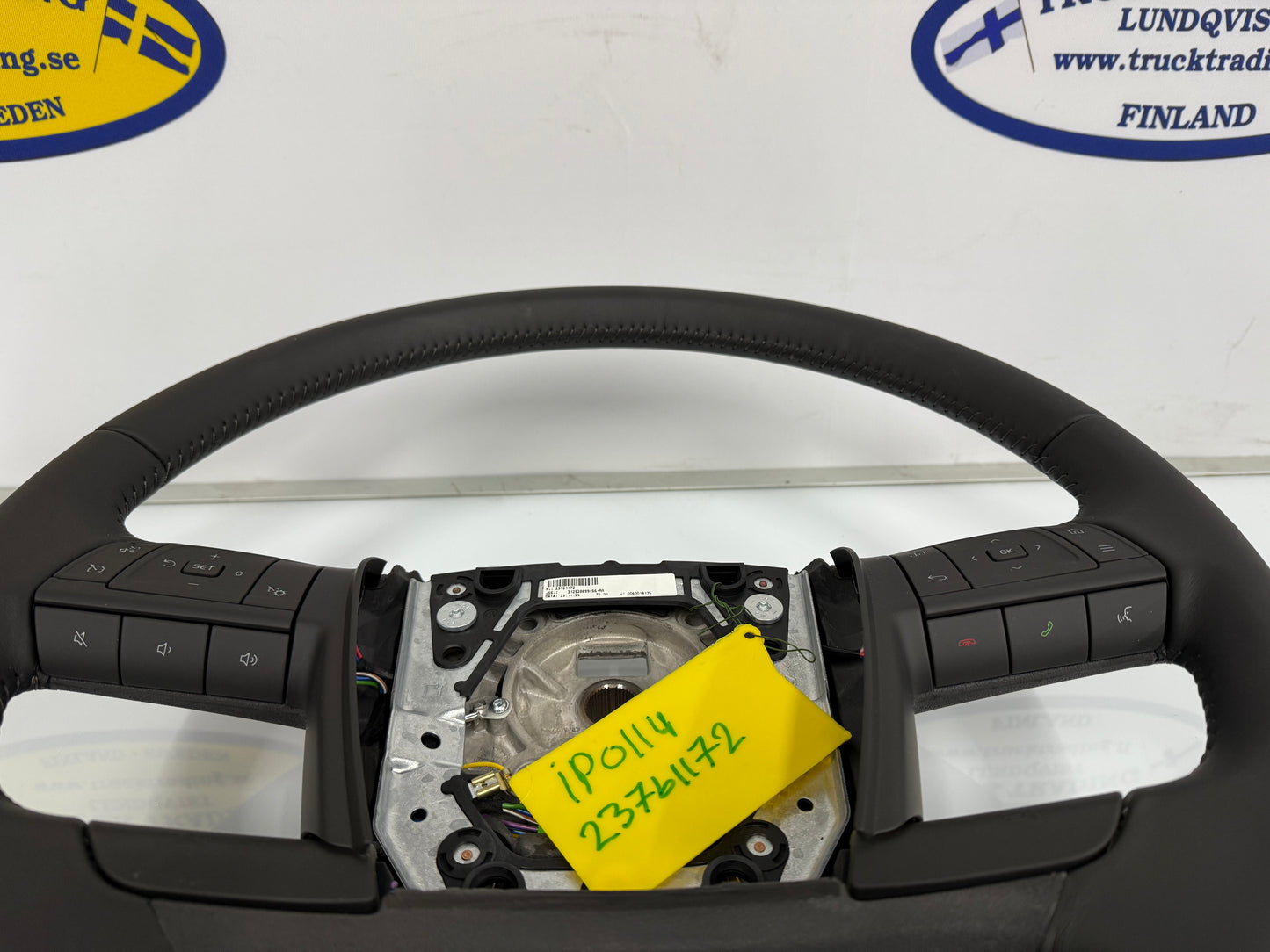 Steering Wheel Leather 23761172 - NEW