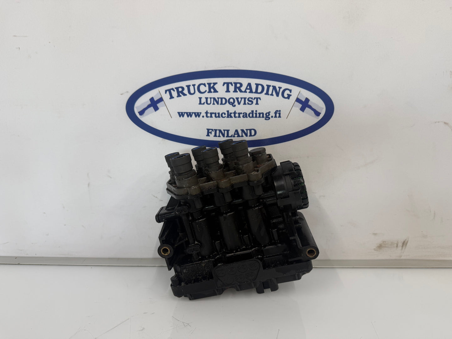 Volvo brake modulator 21133934