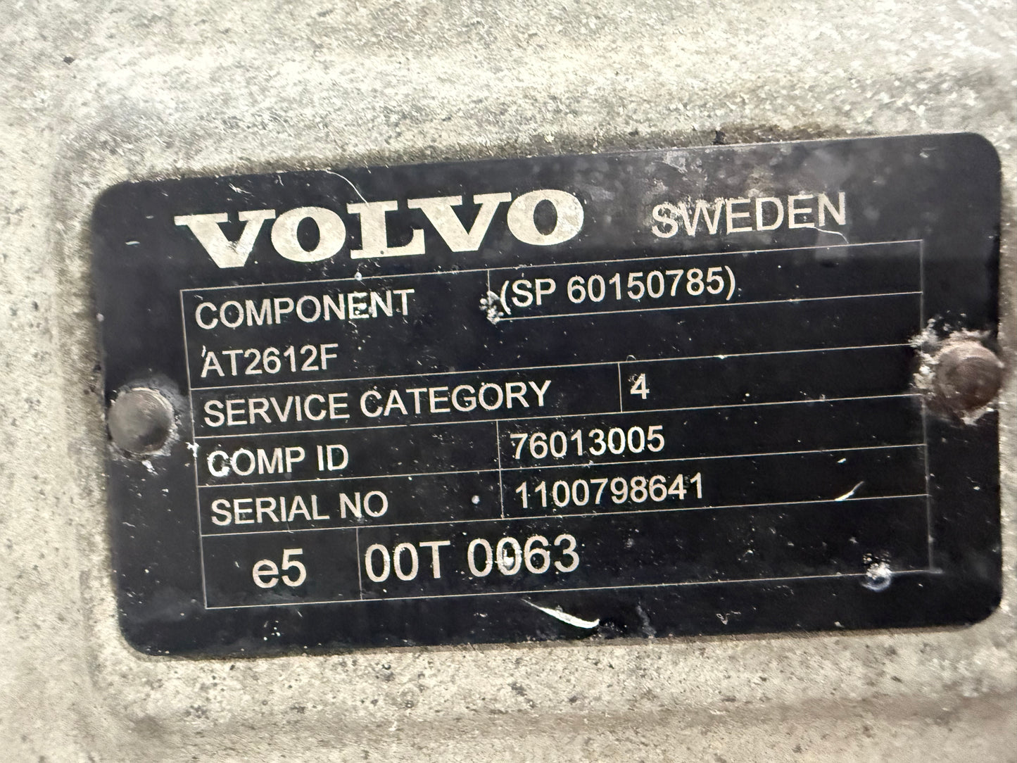 Volvon vaihdelaatikko AT2612F