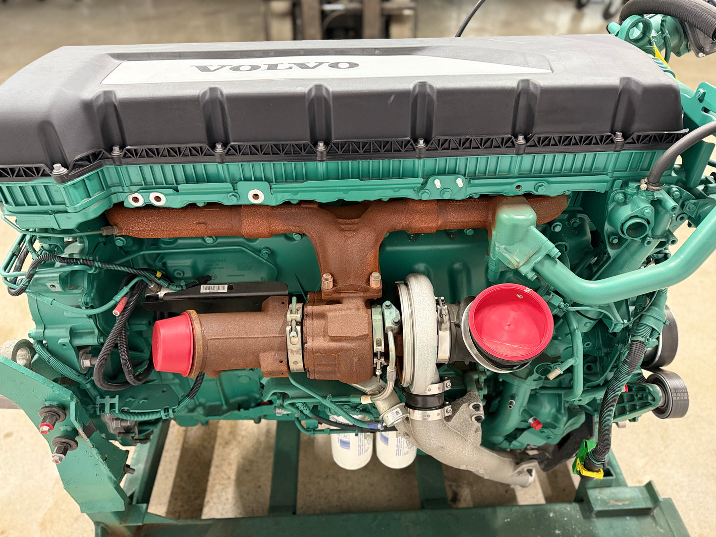 Volvo D13K460L - NEW