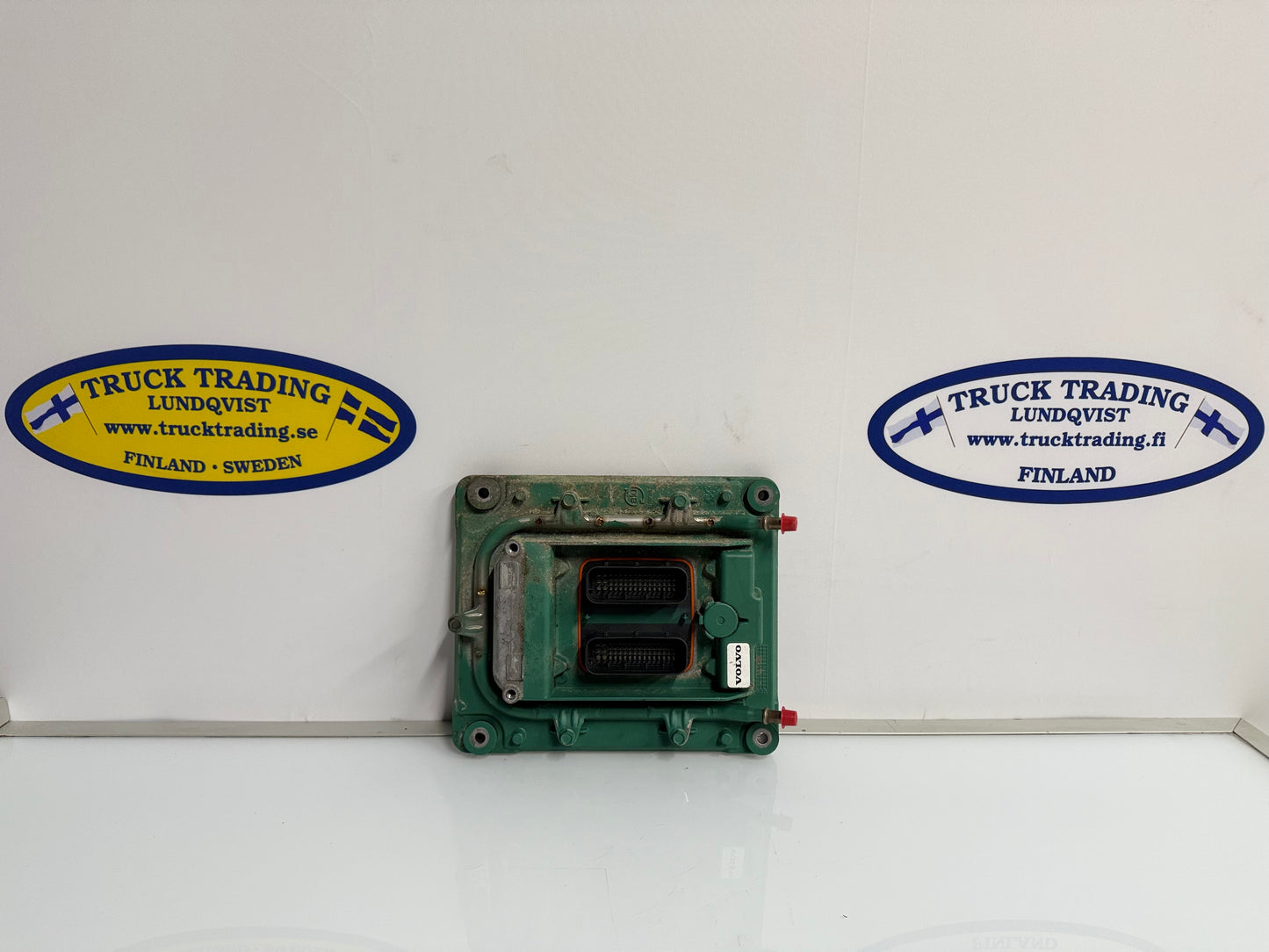 ENGINE ECU VOLVO 21900553 22423434