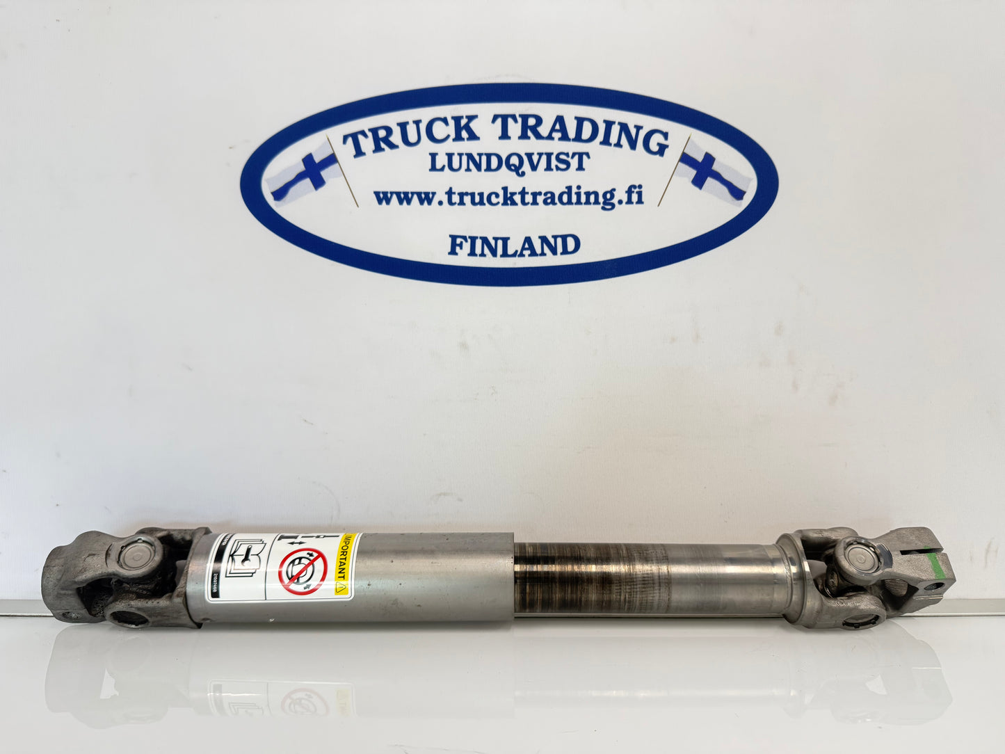 Volvo Steering Shaft – 22070751