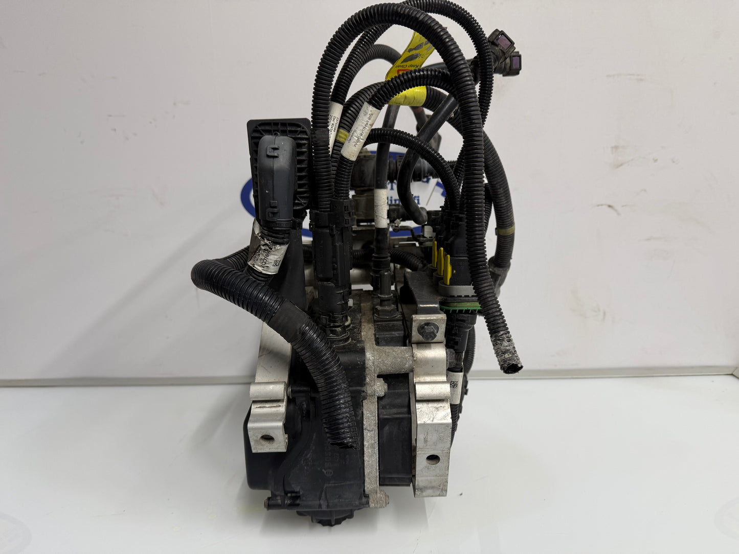 Volvo AdBlue Pump 23477449 – Wiring & Bracket