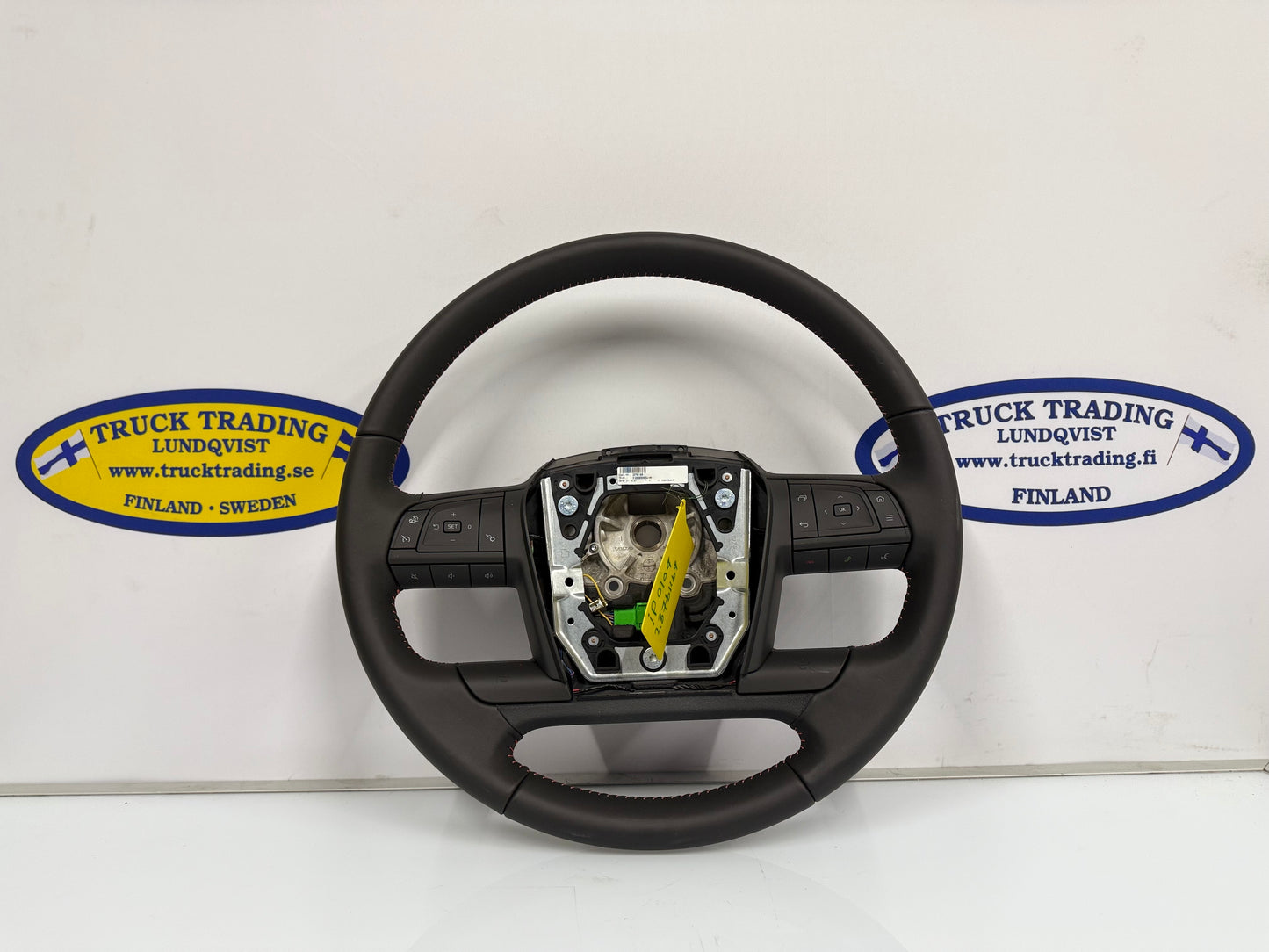 Steering Wheel Leather 23761169 - NEW