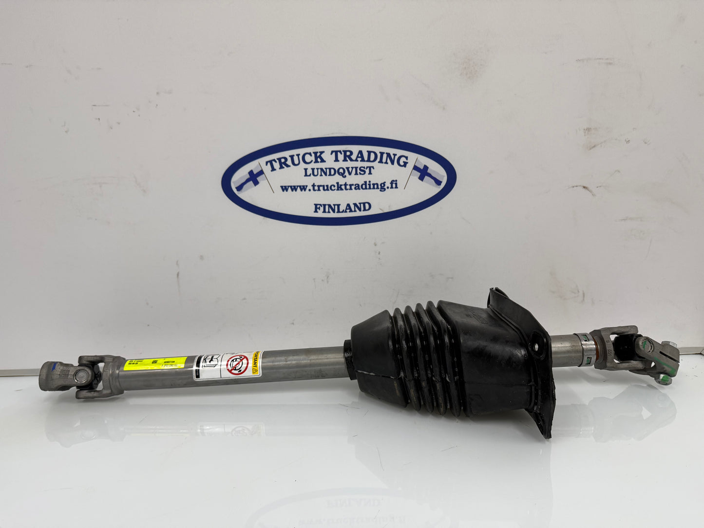 Volvo steering shaft 82607728 for Volvo FH truck