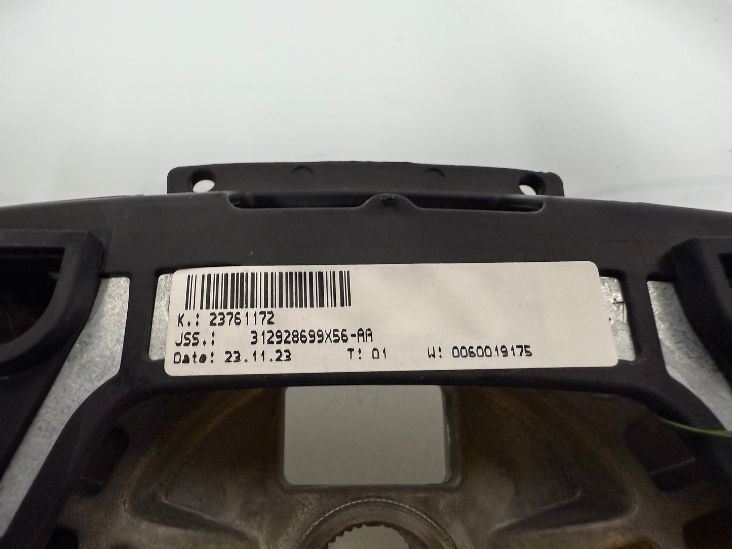 Steering Wheel Leather 23761172 - NEW