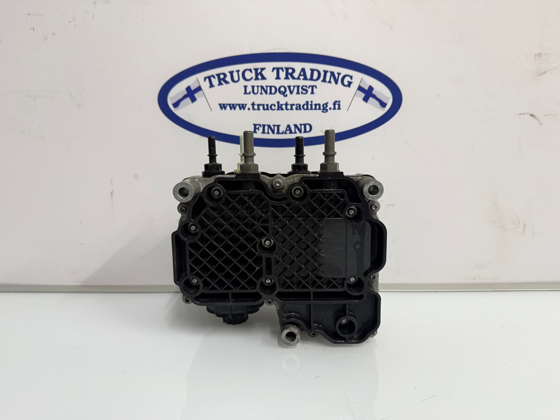 Volvo DEF pump part number 23477449 V5