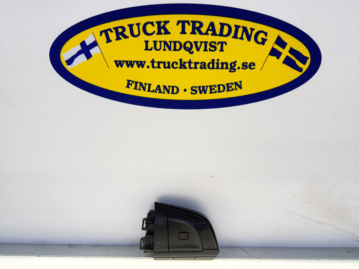 Ohjauspyörän painike V5