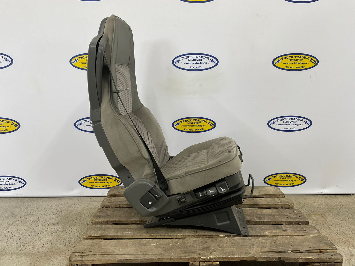Volvo FM Passenger Seat