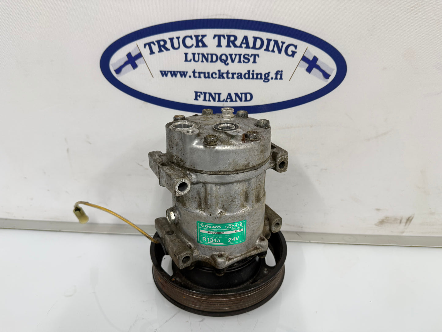 Volvo AC compressor 84472607 23576707 85022133 D11K D13K FH FM FMX EP0018