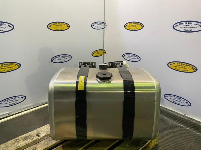 Volvon polttoainesäiliö 255 litraa 21516469 