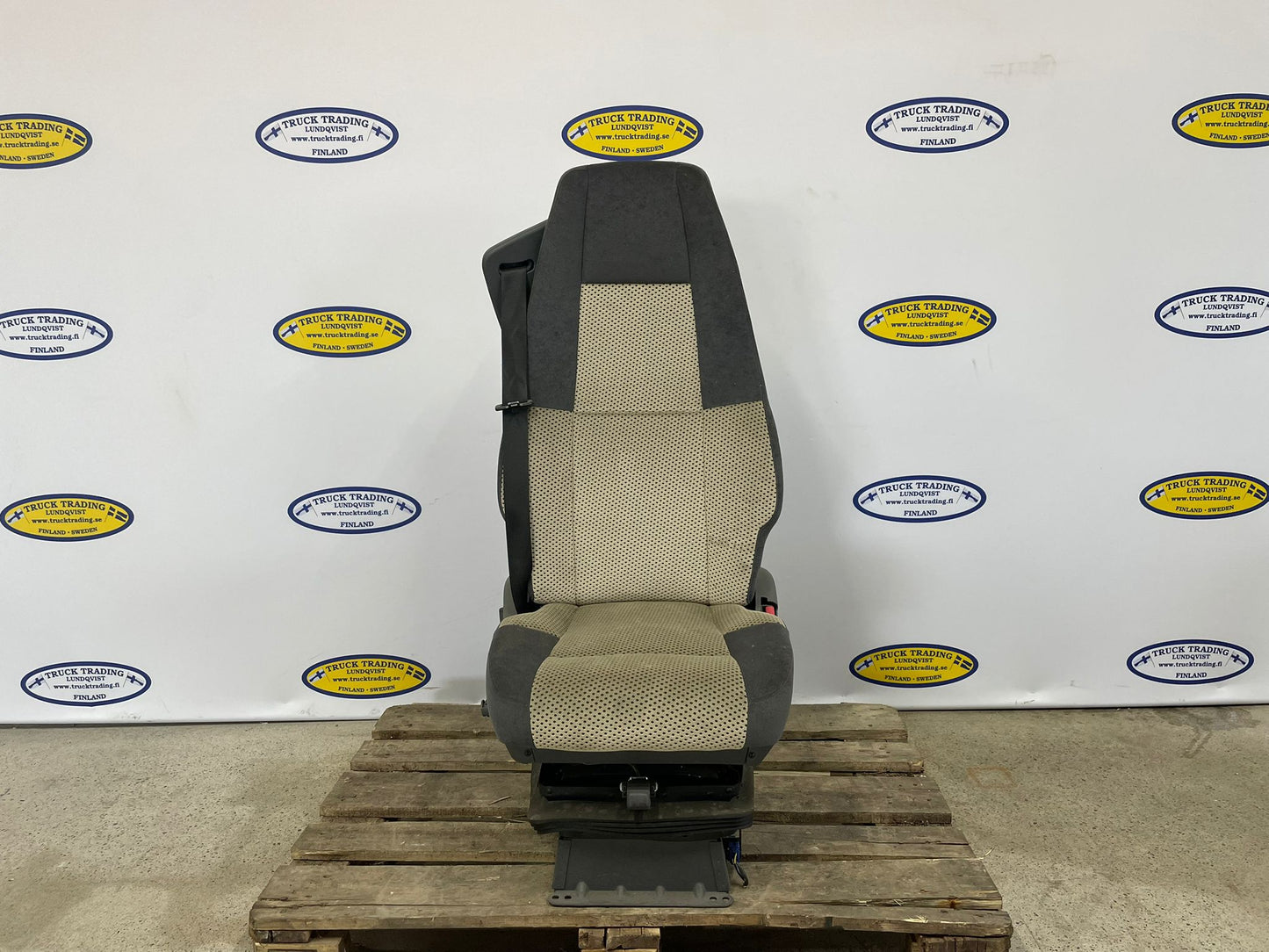 Volvo FH Passenger Seat