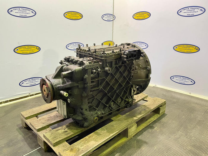 Volvon ATO3512E vaihdelaatikko 