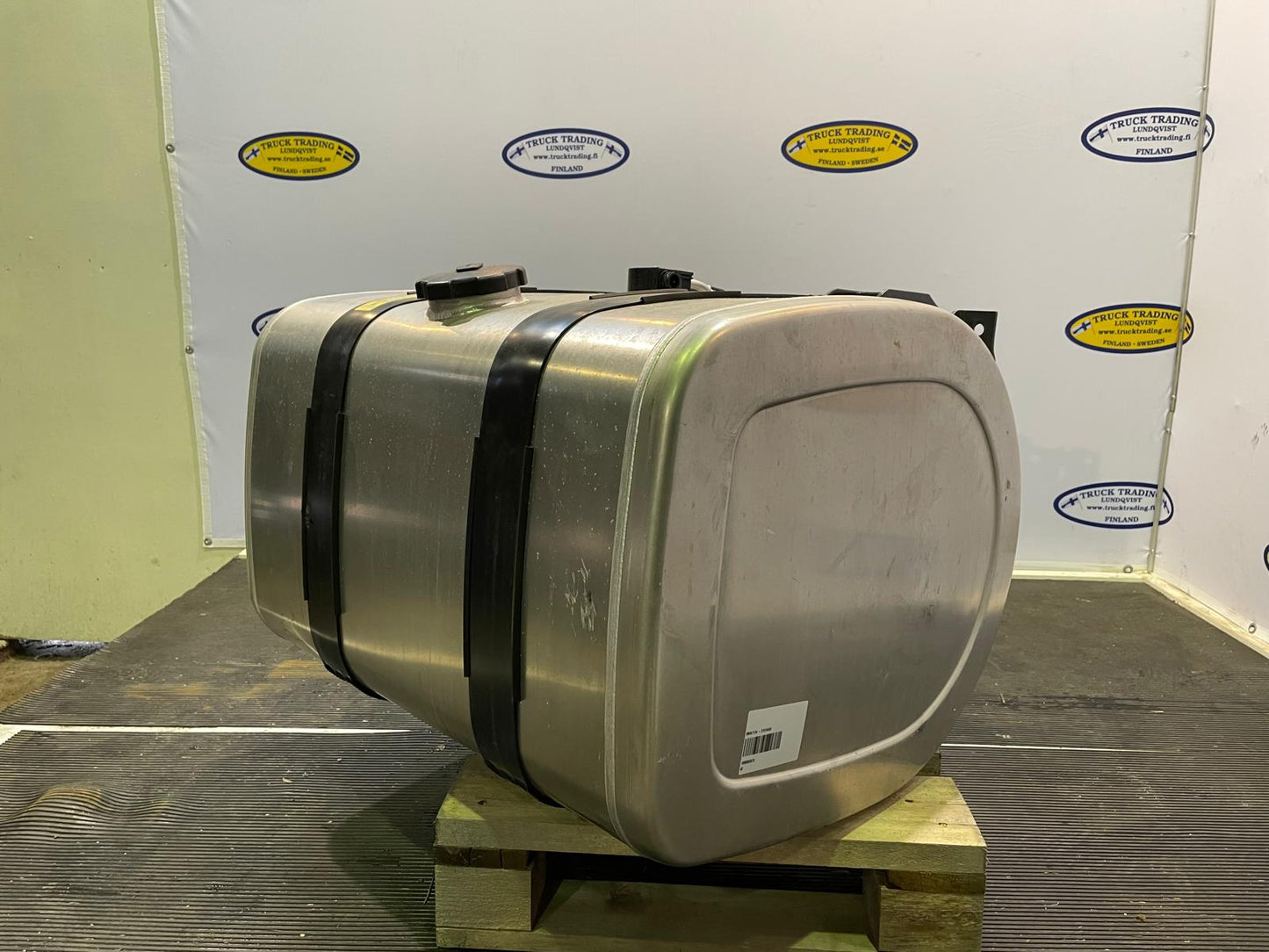 Volvo Fuel Tank 255 Liter 21516469